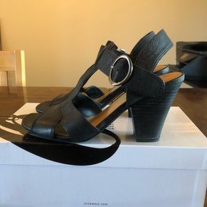 Franco Sarto Black Leather Chunky Heel